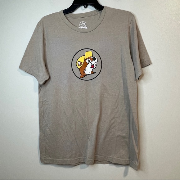 BUC-EE'S Other - Buc-ee's T-Shirt Beige Gas Station Logo Greetings From Alabama Graphic Size L